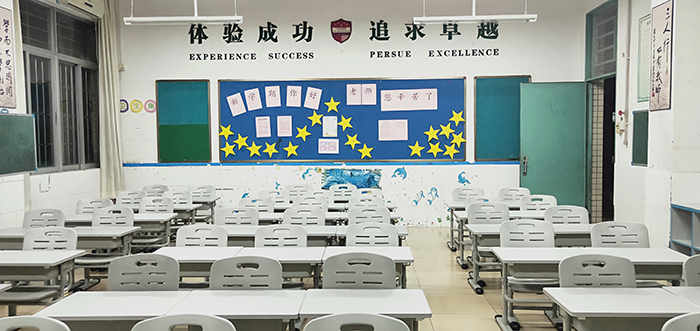 博仕有成高端塑鋼學(xué)校課桌椅，已走進(jìn)眾多校園